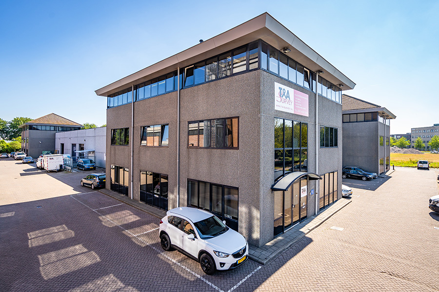 contactweg 131