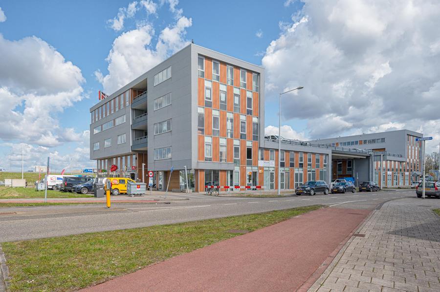 Spring Real Estate adviseert bij de verhuur van 128 m² kantoorruimte in Amsterdam