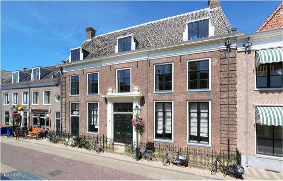 Spring Real Estate heeft Full Force Digital geadviseerd bij de aanhuur van circa 600 m² kantoorruimte te Naarden